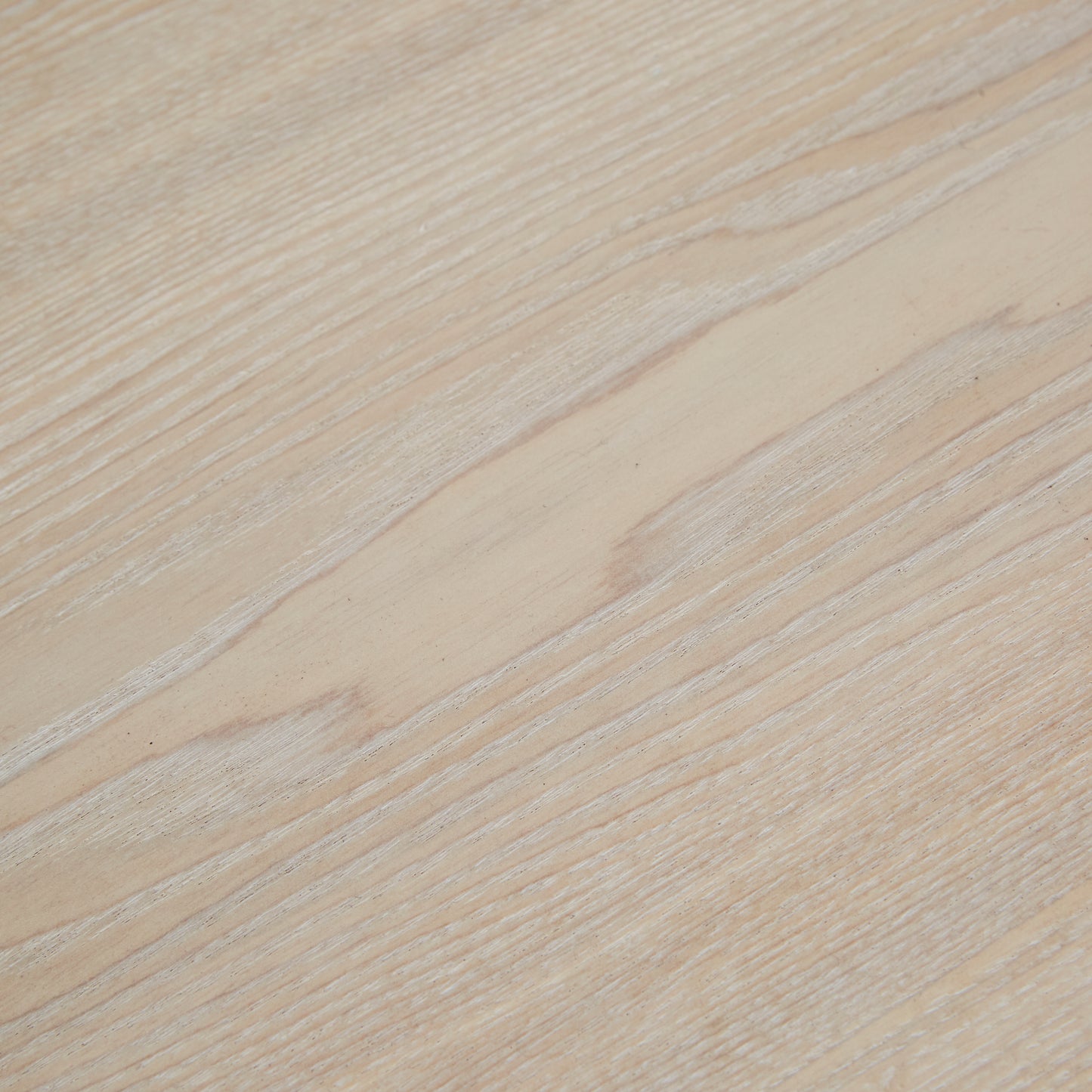 GlobeWest | Artie Ripple Entertainment Unit