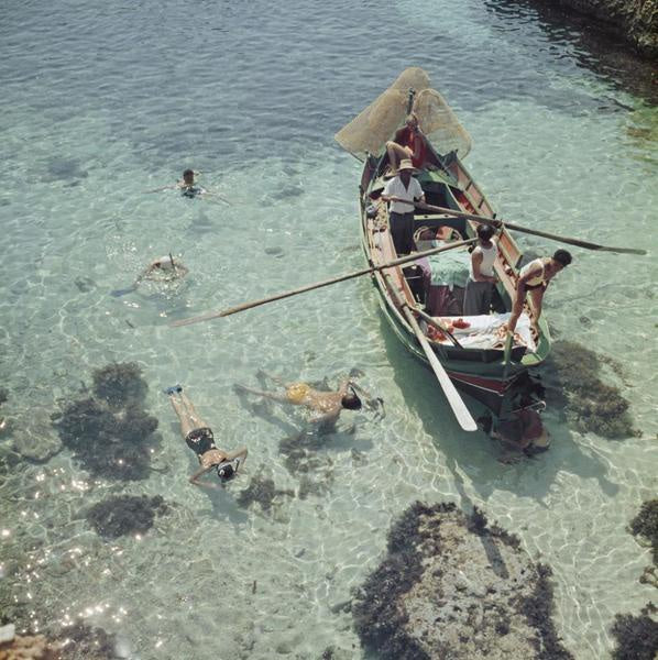 Slim Aarons | Snorkelling in the Shallows