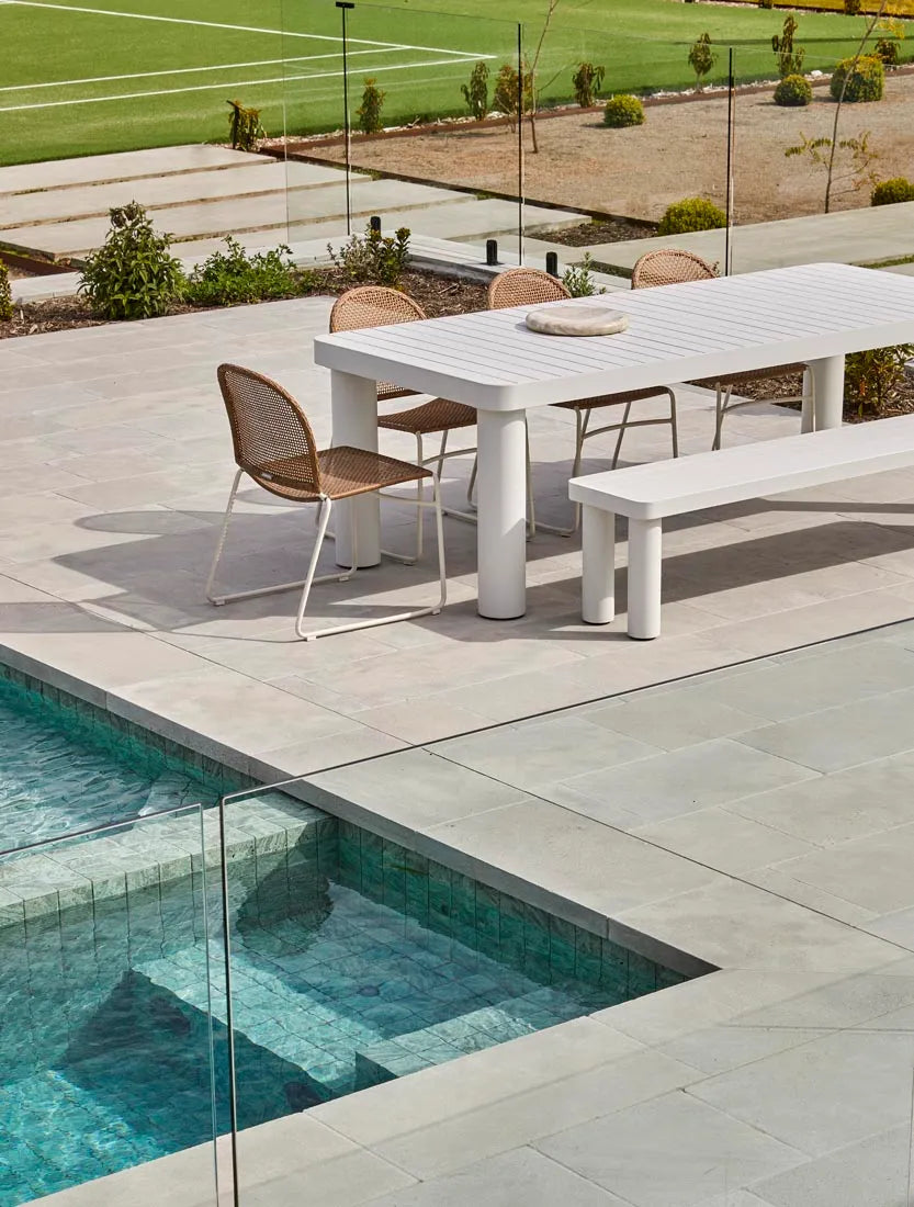 GlobeWest | Frankie Outdoor Dining Table | Aluminium White