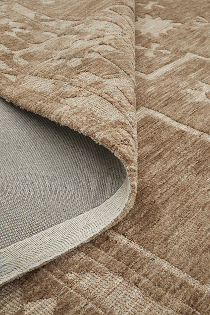 Darren Palmer Ceylon Almond Runner Rug