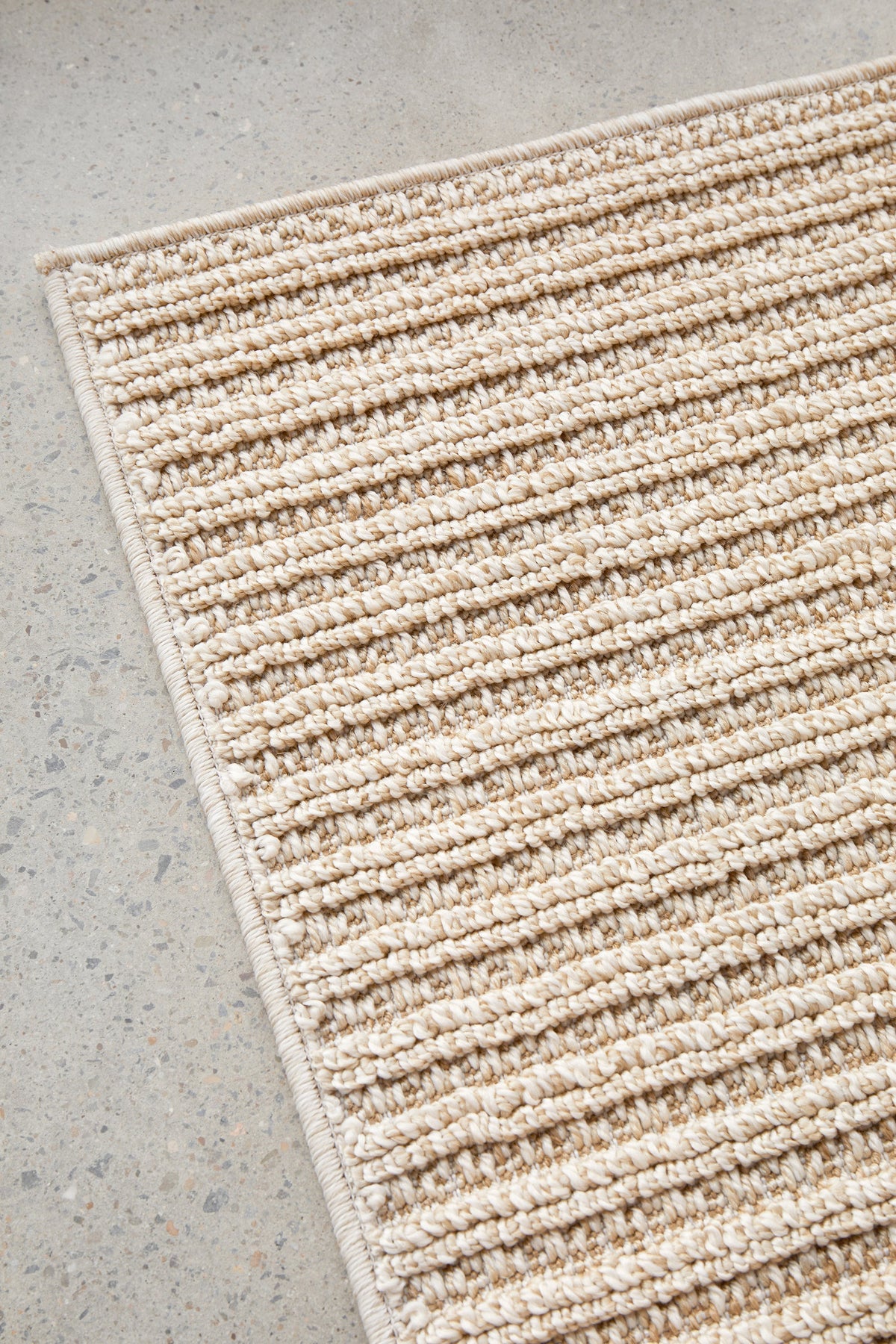 Darren Palmer Sandridge Taupe Indoor/Outdoor Rug