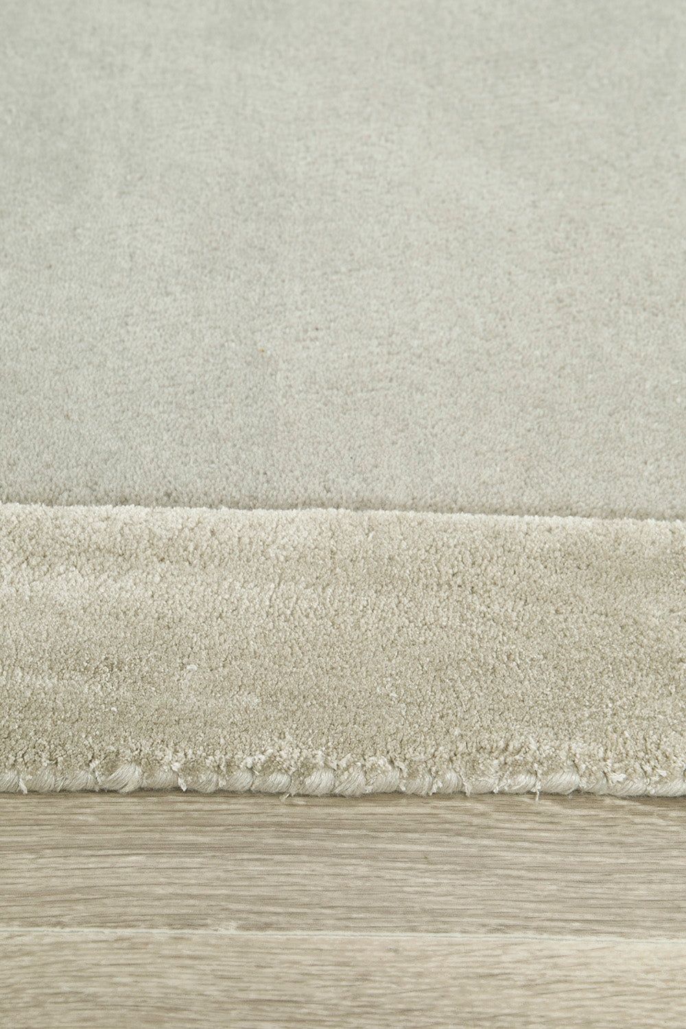 Jewel Curve Silver Rug