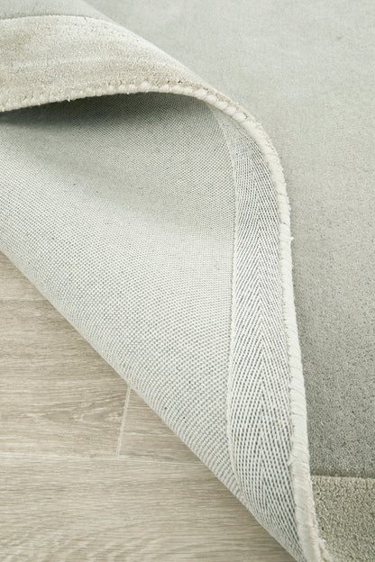 Jewel Curve Silver Rug