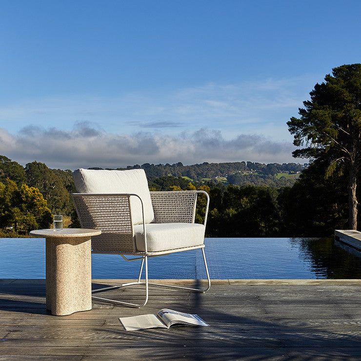 GlobeWest | Artie Outdoor Wave Side Table